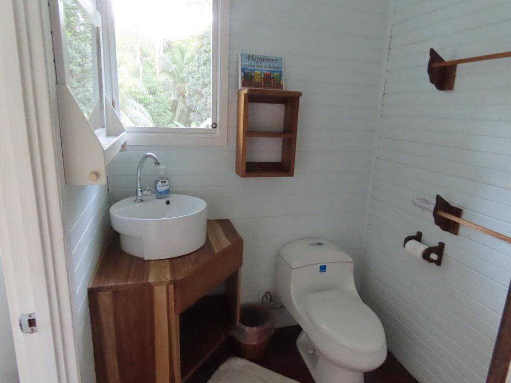 Sand Dollar Beach Bed&Breakfast Bocas del Toro Exterior foto