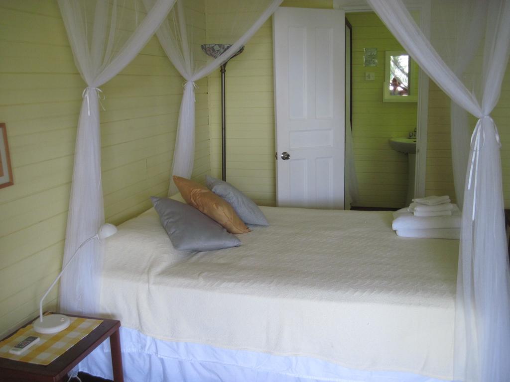 Sand Dollar Beach Bed&Breakfast Bocas del Toro Zimmer foto