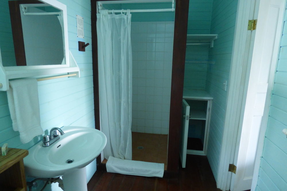 Sand Dollar Beach Bed&Breakfast Bocas del Toro Exterior foto